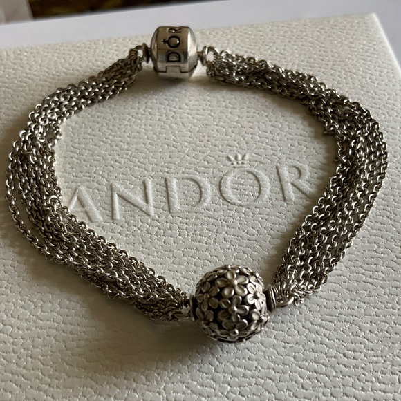 Pandora multi strain bracelet and white flower clasp charm - Picture 1 of 8